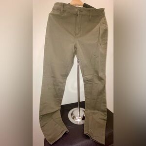 Women’s Khaki Pants